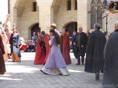 Cliciwch i weld y delwedd faint-llawn